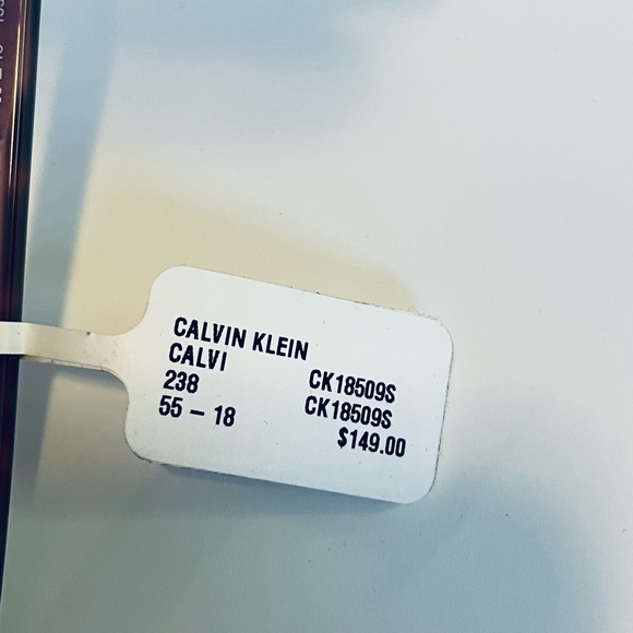 Calvin Klein sunglasses main image 4